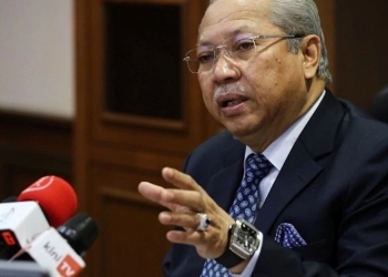 6电讯公司赶上最后期限！通讯部长：831前签署DNB协议