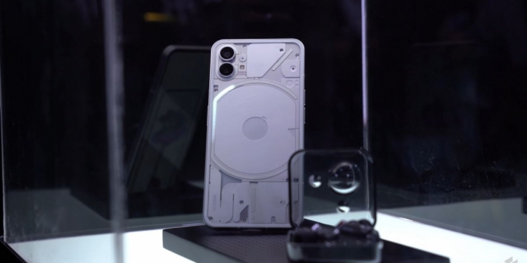 要在本地维修Nothing Phone（1）？以下是授权的服务中心列表