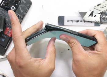 网曝OnePlus 10T可徒手折断 OnePlus澄清已通过耐用测试