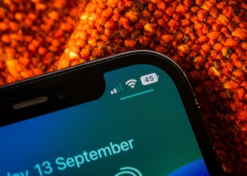 升级iOS 16后“一直显示满电”！苹果将在下次更新修复