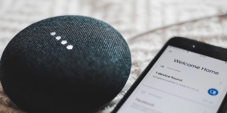 缺乏实际与人沟通 研究：语音助手或影响儿童社会认知发展