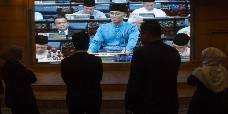 2023财案总开销再创新高！达3723亿令吉