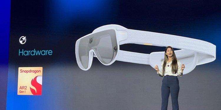 专为轻薄AR眼镜打造 高通推出骁龙AR2 Gen 1平台