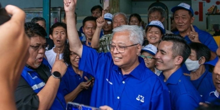 18日及19日公假大道免收费！依斯迈：公仆提早发薪