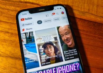 谷歌与YouTube斥巨资打击网络假消息