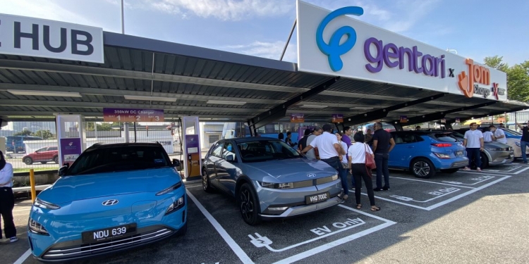 全国公共电动汽车充电设施 需明年3月杪前获EVCS执照