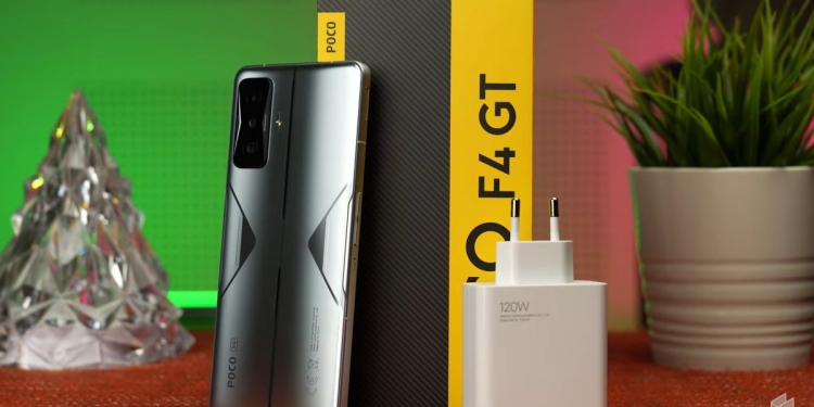 小米Poco F4 GT电竞手机  双十二优惠仅需RM1699