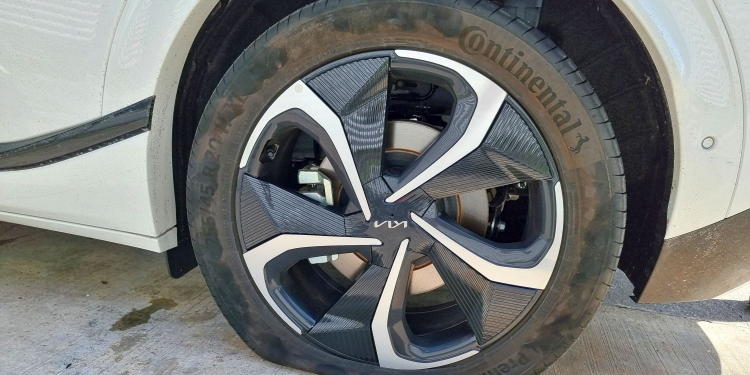 单个要价逾RM2000!Kia EV6 EV轮胎费用与使用事项知多点