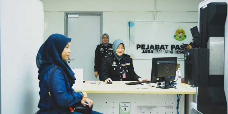 在吉隆坡国际机场也能申请及更新护照了!