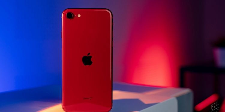 改版自iPhone 14？新款iPhone SE料明年亮相