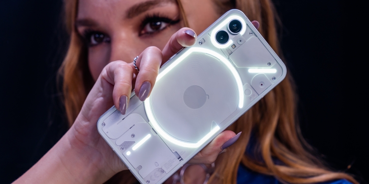 Nothing Phone（2）走高端路线 硬件规格曝光！