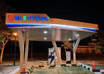 国能今年将在6大道休息站 新增电动车充电站