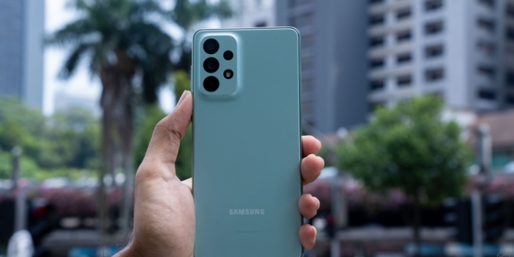 现在入手三星Galaxy A73 5G折扣RM400！