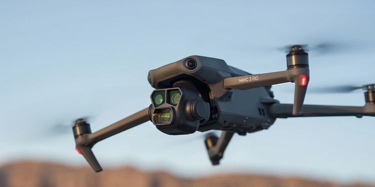 从RM9799起!DJI三摄像头Mavic 3 Pro无人机开放预购