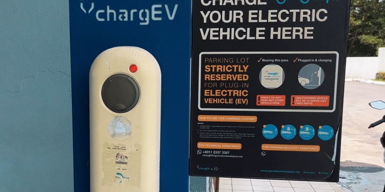 电动车主注意!ChargEV将停用部分传统交流充电桩