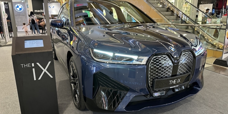 购BMW iX电动车 获赠逾RM2万太阳能光伏系统