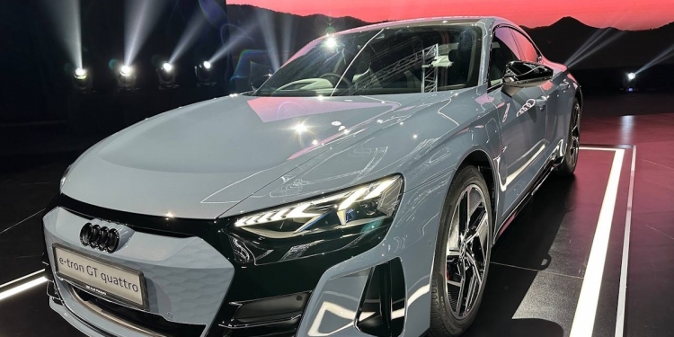Audi e-tron GT发布 售价从RM58万7990起