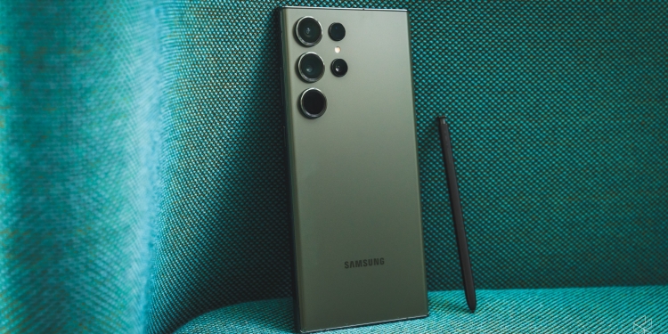 仍落后于iPhone！ 三星Galaxy S23、Z Flip 4跻身十大畅销手机