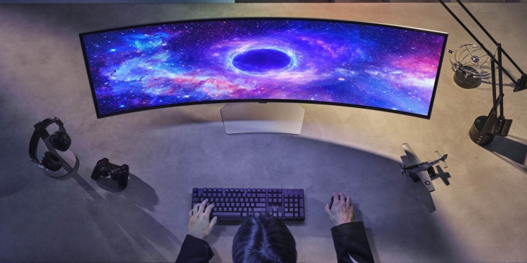 三星最大电竞屏幕! Odyssey OLED G9即将登陆大马