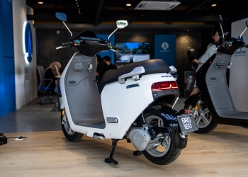 用0% Easy Pay购买Blueshark R1 每月最低RM120