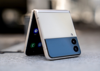 Samsung Galaxy Z Flip 3 5G优惠 售RM1919