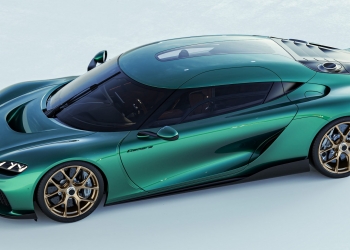 搭载5.0升V8引擎 四座超跑Koenigsegg Gemera登场