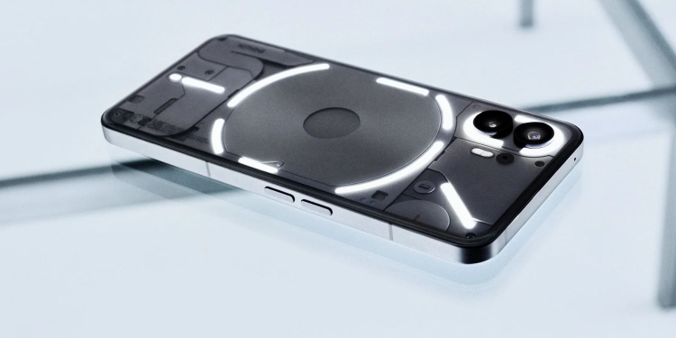 Glyph界面更好玩！Nothing Phone(2)闪亮登场