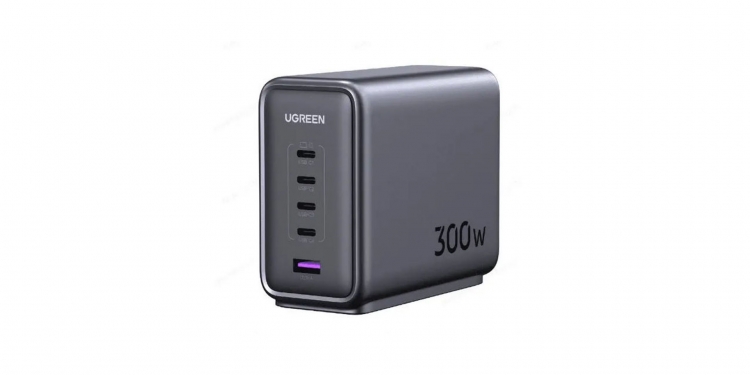 可为多台设备充电 Ugreen 8月推300W GaN充电器