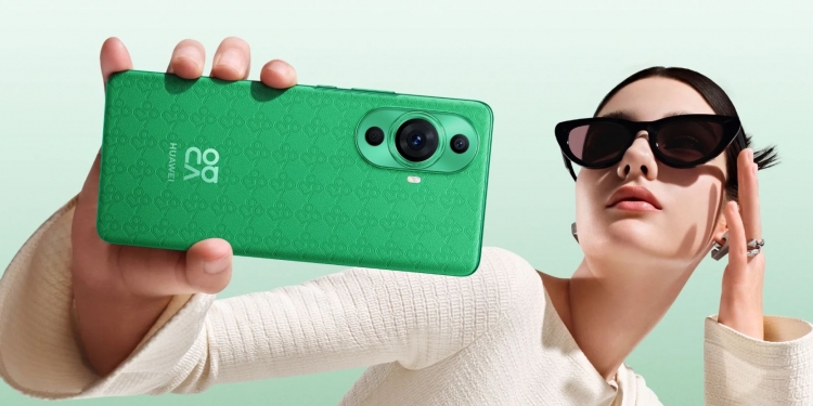 采用纹理纯素皮革设计！华为Nova 11 Pro配备双自拍镜头