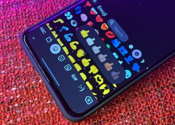 比“大拇指”Emoji等同签了合约？加拿大男子被法院判罚28万