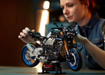 雅马哈MT-10 SP乐高模型逼真细节拉满!售价RM999