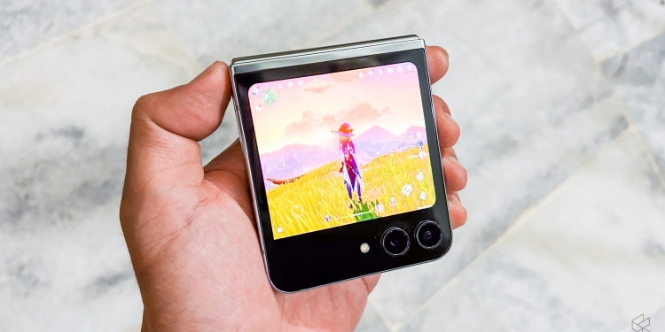 Samsung Galaxy Z Flip 5：这个方法能在外屏上玩《原神》！