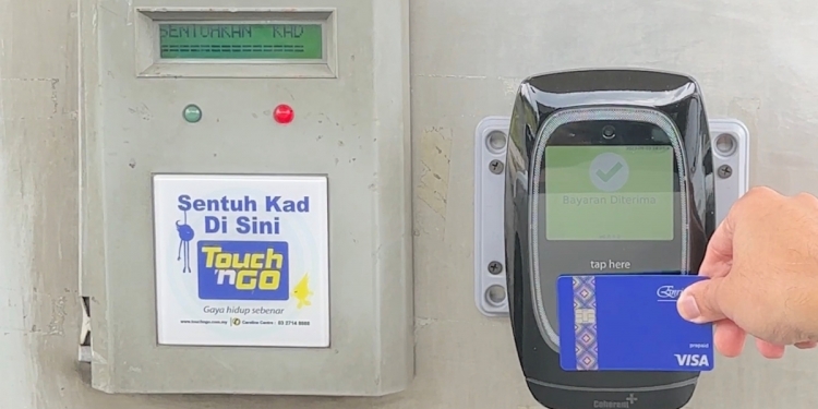 用信用卡、Samsung Pay和Apple Pay付MEX过路费！是否比TNG卡更快？