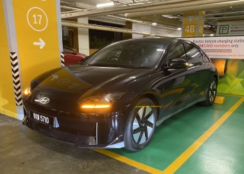 不再免费！万达购物中心交流充电器1115起要收费