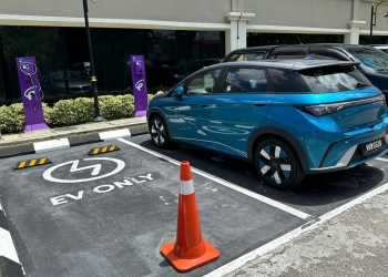 为何BYD Dolphin和Atto 3的充电时间那么久?