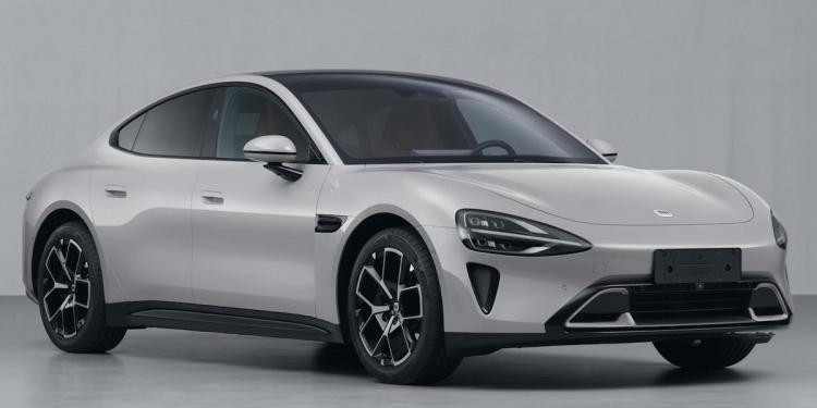 由北汽集团代产！小米首款电动车SU7外形曝光