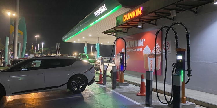 Gentari在乌鲁安南休息站的马石油油站 启用180kW直流快速充电器