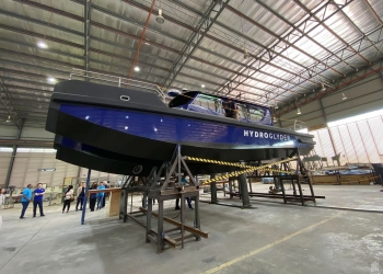 可换电池!MarinEV推全电动自动驾驶Hydroglyder原型