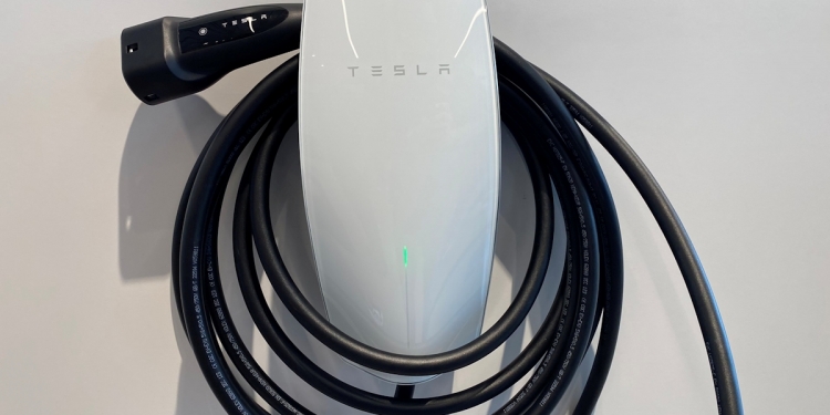 大马特斯拉免费壁上充电器 不适用于其它品牌电动车？