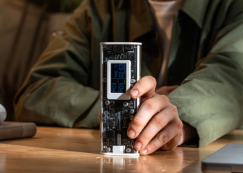 造型独特！Shargeek 170充电宝搭载“电动车级”电池