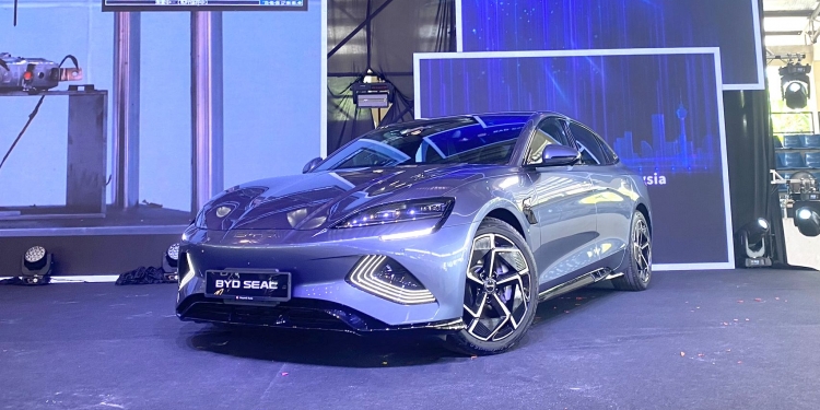 与特斯拉Model 3较劲！BYD Seal率先登场