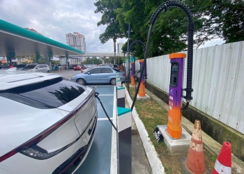 Gentari马石油NKVE站（北行）150kW直流充电桩启用