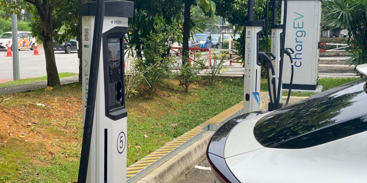 ChargEV在莎阿南永旺购物中心设8个充电车位