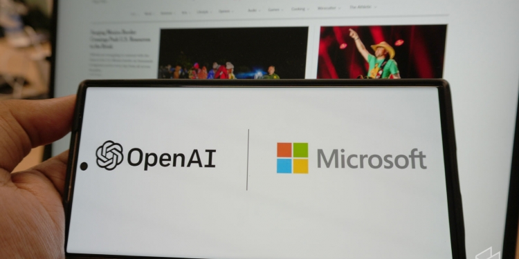 擅用内容训练聊天机器人《纽约时报》告微软OpenAI侵版权