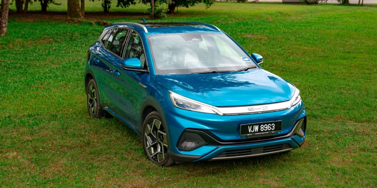 全年销量稍微落后! 比亚迪去年末季跑赢特斯拉