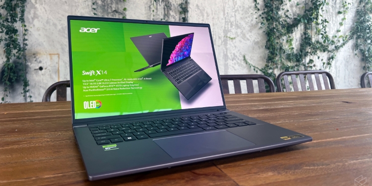 搭载英特尔新处理器！ Acer推更新版Swift X 14