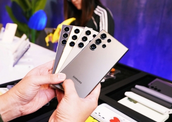 钛金属边框！ 三星Galaxy S24 Ultra人工智能亮眼