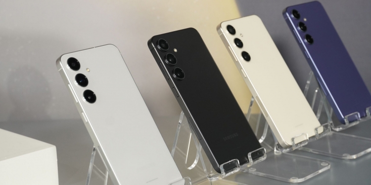 小升级却很实用！三星Galaxy S24和S24+亮点全面看 