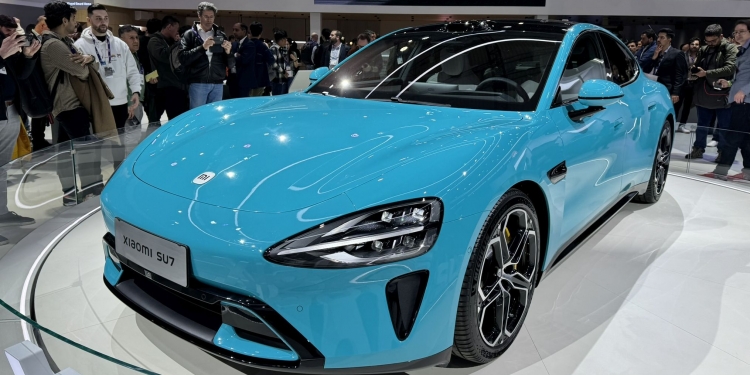 性能媲美保时捷Taycan？小米首款电动车328中国亮相