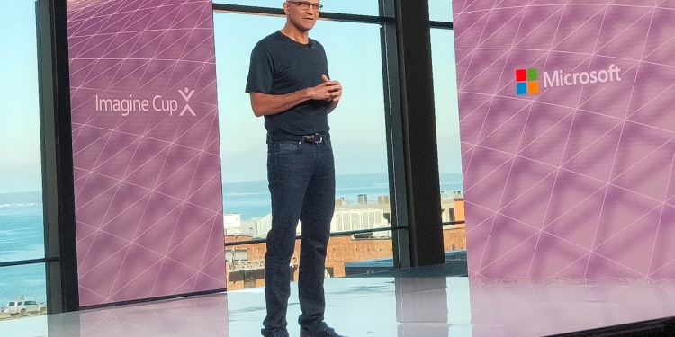 微软CEO出席320 “微软构建:人工智能日吉隆坡站”